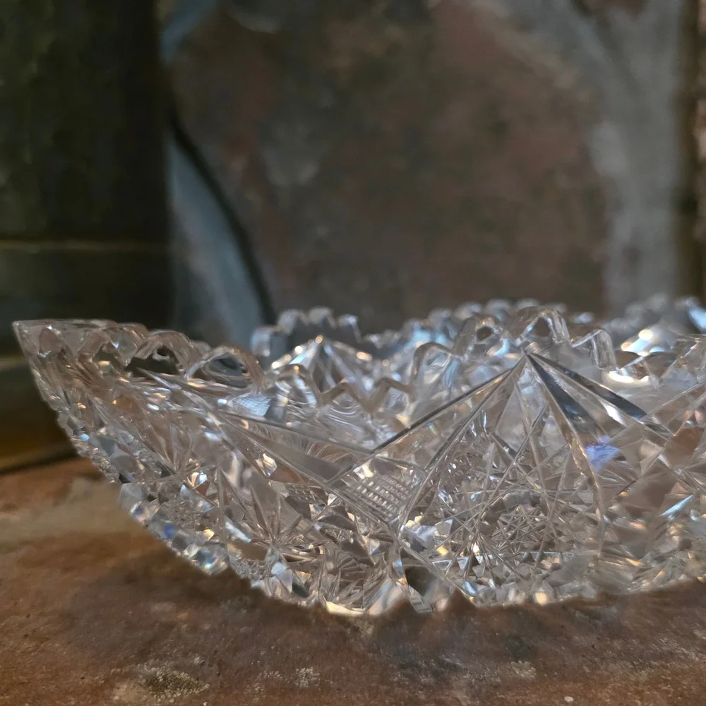 Vintage American Brilliant Style Cut Glass Oval Bowl Starburst Sawtooth Rim 9.5
